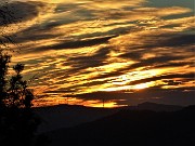 50 Luci e colori del tramonto verso il Linzone